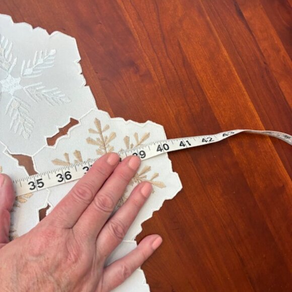 Table Runner 14.5 x 40" Metallic Snowflake Embroidered Ivory Winter Holiday - Picture 5 of 5